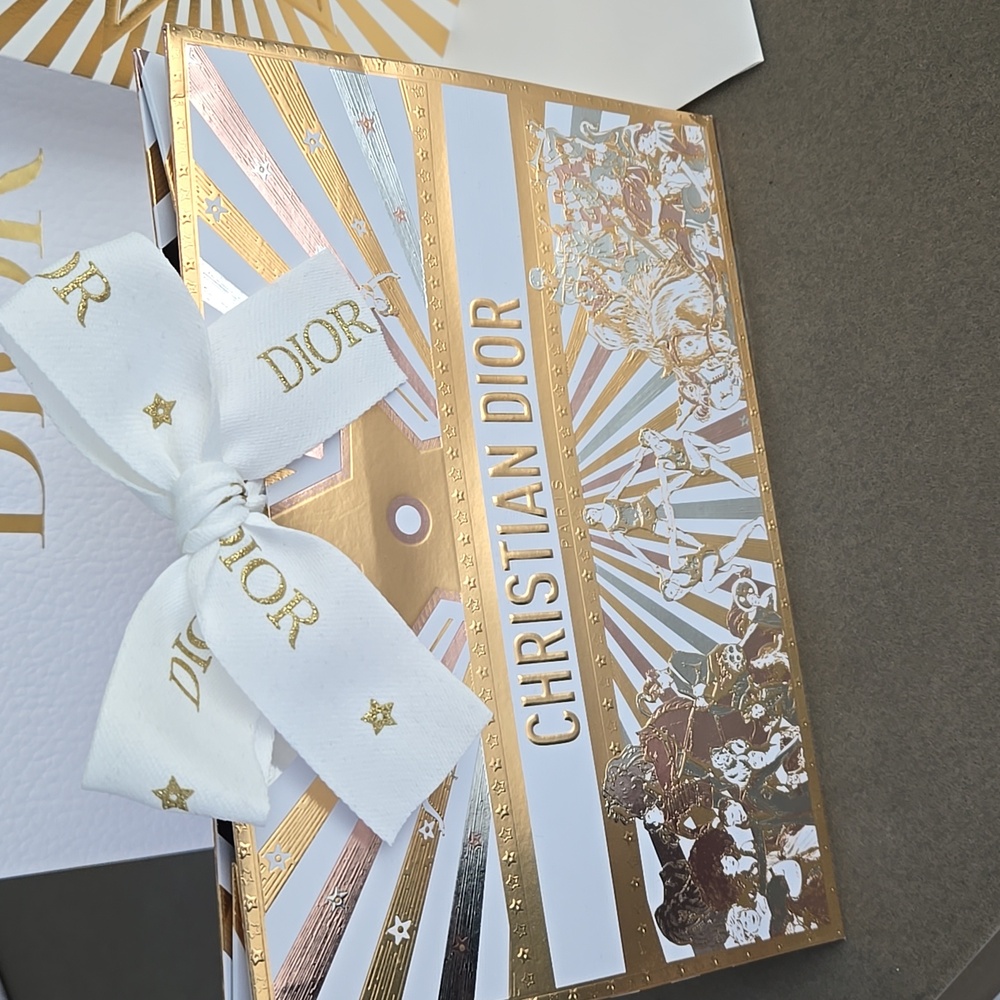 New Chic Dior set gold star design 2025 Dior pouch, Bag, Ribbon Card & Envelope - Picture 2 of 12